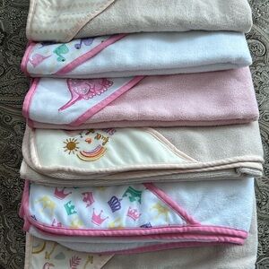 Set of 6- baby bath towels & small wash clothes + additional smaller sets